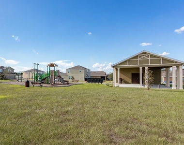 2638 Camden Park Loop - Photo Thumbnail 56