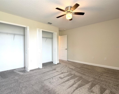 2638 Camden Park Loop - Photo Thumbnail 31