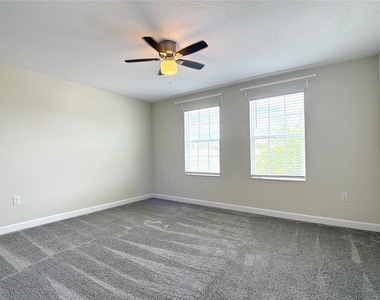 2638 Camden Park Loop - Photo Thumbnail 34