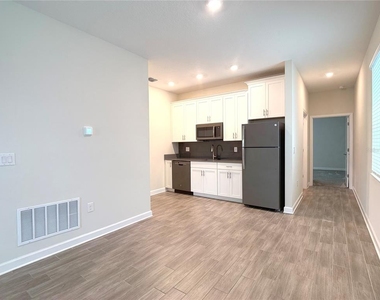 2638 Camden Park Loop - Photo Thumbnail 45