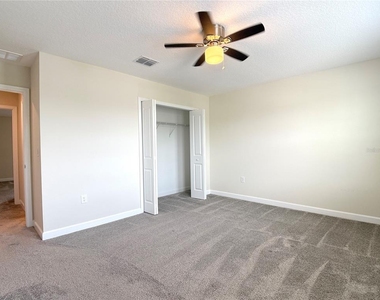 2638 Camden Park Loop - Photo Thumbnail 35