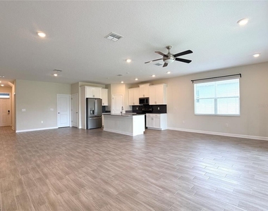 2638 Camden Park Loop - Photo Thumbnail 10