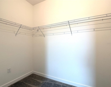 2638 Camden Park Loop - Photo Thumbnail 53