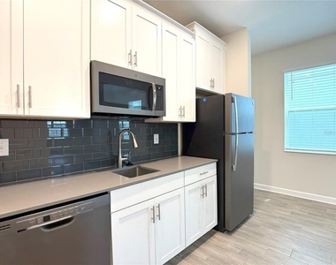 2638 Camden Park Loop - Photo Thumbnail 47