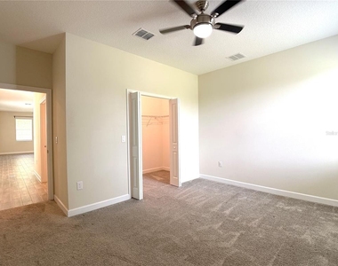 2638 Camden Park Loop - Photo Thumbnail 51