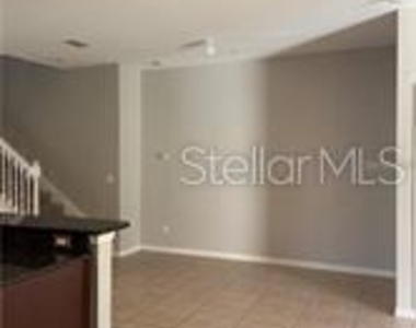 2095 Velvet Leaf Drive - Photo Thumbnail 5