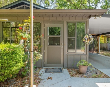 8479 Nw 38th Drive - Photo Thumbnail 1