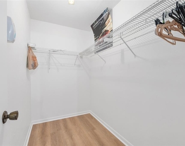 8479 Nw 38th Drive - Photo Thumbnail 14