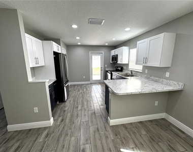 5 Olive Place - Photo Thumbnail 4