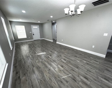 5 Olive Place - Photo Thumbnail 1