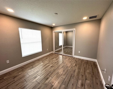 5 Olive Place - Photo Thumbnail 9