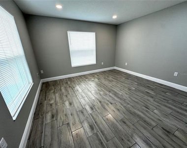 5 Olive Place - Photo Thumbnail 9