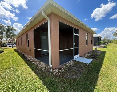 13282 Sw Pembroke Circle N - Photo Thumbnail 13
