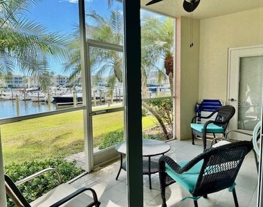 2060 Matecumbe Key Road - Photo Thumbnail 8