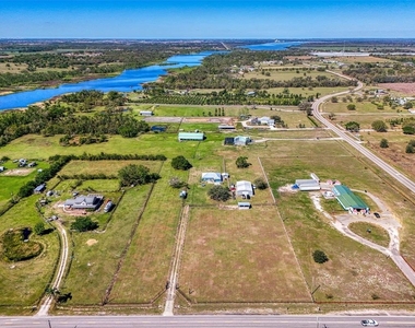 2700 Verna Bethany - Photo Thumbnail 4