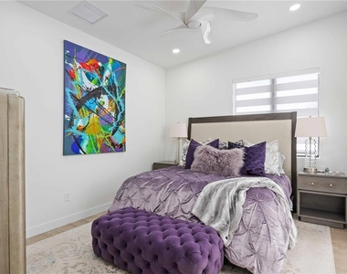 7520 N Coolidge Avenue - Photo Thumbnail 24