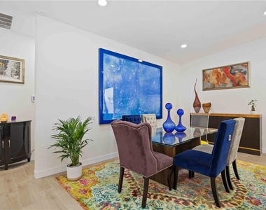 7520 N Coolidge Avenue - Photo Thumbnail 17