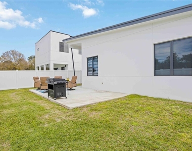 7520 N Coolidge Avenue - Photo Thumbnail 42
