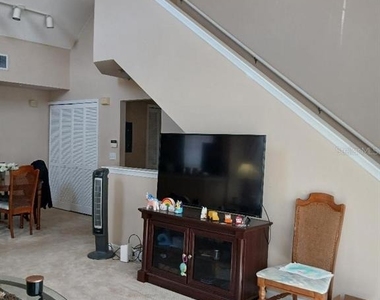5581 Rosehill Road - Photo Thumbnail 5