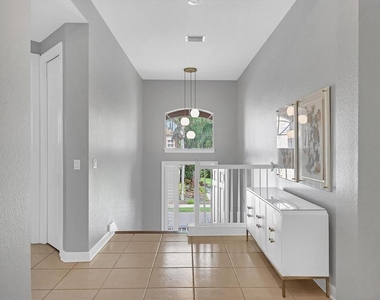 5509 46th Court W - Photo Thumbnail 6