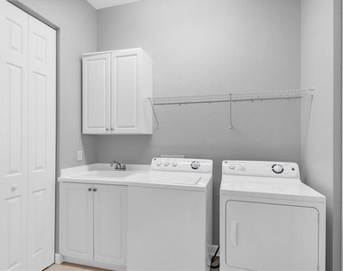 5509 46th Court W - Photo Thumbnail 26