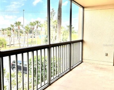 21405 Olean Boulevard - Photo Thumbnail 13