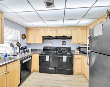 21405 Olean Boulevard - Photo Thumbnail 21