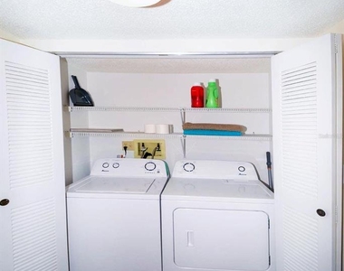 21405 Olean Boulevard - Photo Thumbnail 12
