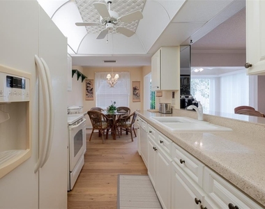 5609 Sheffield Greene Circle - Photo Thumbnail 6