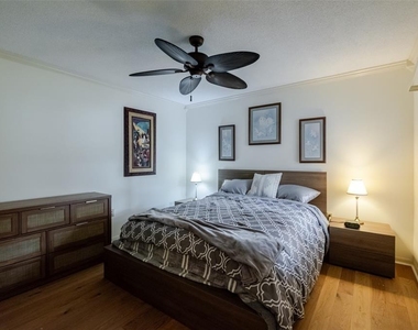 5609 Sheffield Greene Circle - Photo Thumbnail 3