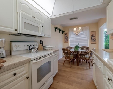 5609 Sheffield Greene Circle - Photo Thumbnail 7