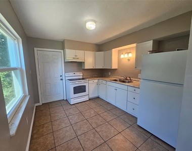 4118 59th Street W - Photo Thumbnail 3