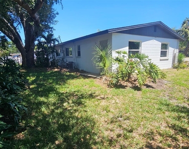 4118 59th Street W - Photo Thumbnail 9