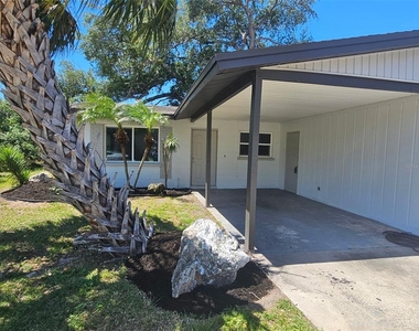 4118 59th Street W - Photo Thumbnail 2