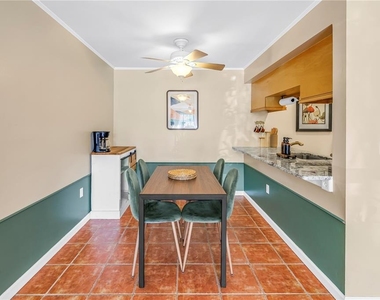 3269 Beneva Road - Photo Thumbnail 3