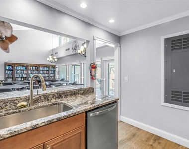 3269 Beneva Road - Photo Thumbnail 40