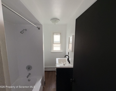 149 Tompkins Street - Photo Thumbnail 11