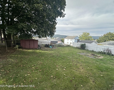 149 Tompkins Street - Photo Thumbnail 10