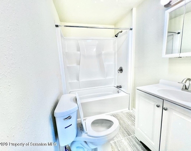 636 Beech Street - Photo Thumbnail 10