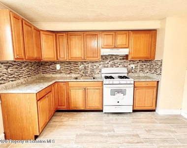 636 Beech Street - Photo Thumbnail 2