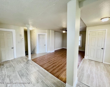 636 Beech Street - Photo Thumbnail 8
