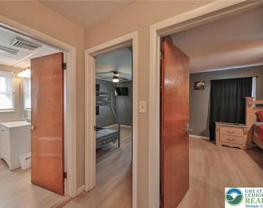 2033 11th Street - Photo Thumbnail 28