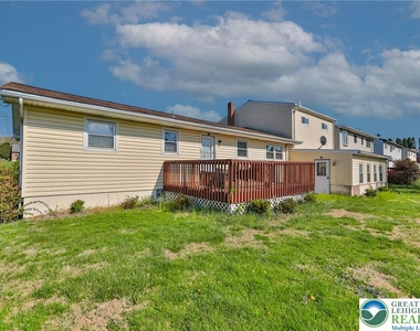 2033 11th Street - Photo Thumbnail 58