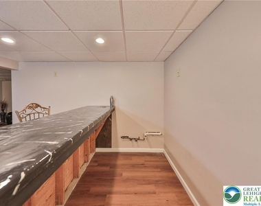 2033 11th Street - Photo Thumbnail 55