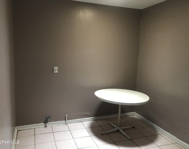 3111 Durazno Avenue - Photo Thumbnail 5