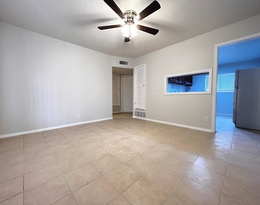 647 Soya Drive - Photo Thumbnail 4