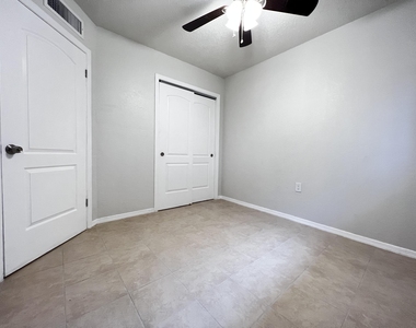 647 Soya Drive - Photo Thumbnail 13