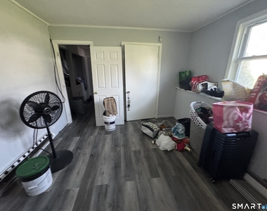 62 Brookfield Road - Photo Thumbnail 10