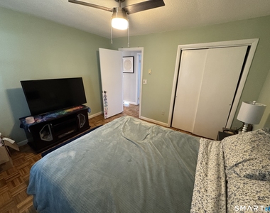 62 Brookfield Road - Photo Thumbnail 9