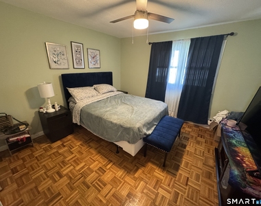 62 Brookfield Road - Photo Thumbnail 8